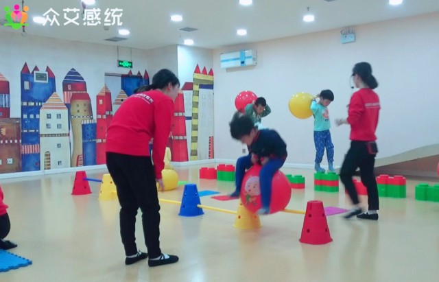 洛陽兒童康復(fù)訓(xùn)練機(jī)構(gòu)